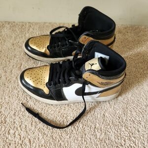 Nike Black Athletic Shoe